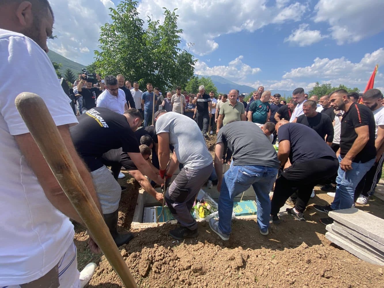 Varrosen nënë e bir nga Peja, humbën jetën gjatë vërshimeve
