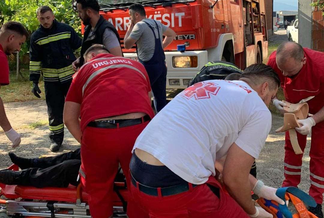 Ra në bunar, nxirret i gjallë një person në Suharekë