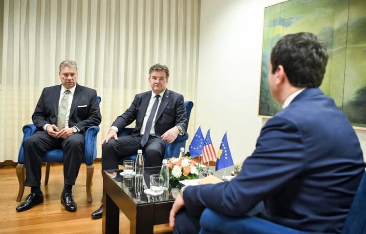 Kurti pas takimit me emisarët: Rruga përpara, ndalimi i menjëhershëm i sulmeve nga grupet kriminale
