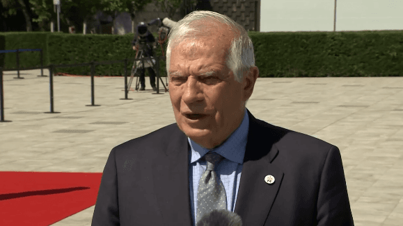 Borrell: Po pres takim me Vuçiqin, dhuna nuk është rruga