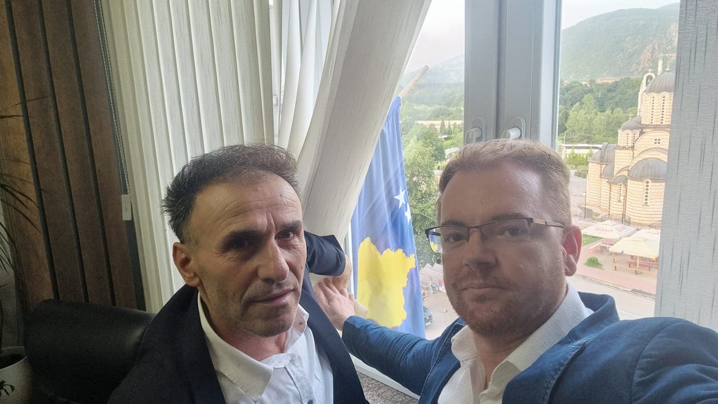 Pas 9 ditësh largohet zyrtari i lartë i Qeverisë Kurti që po qëndronte brenda me Lulzim Hetemin