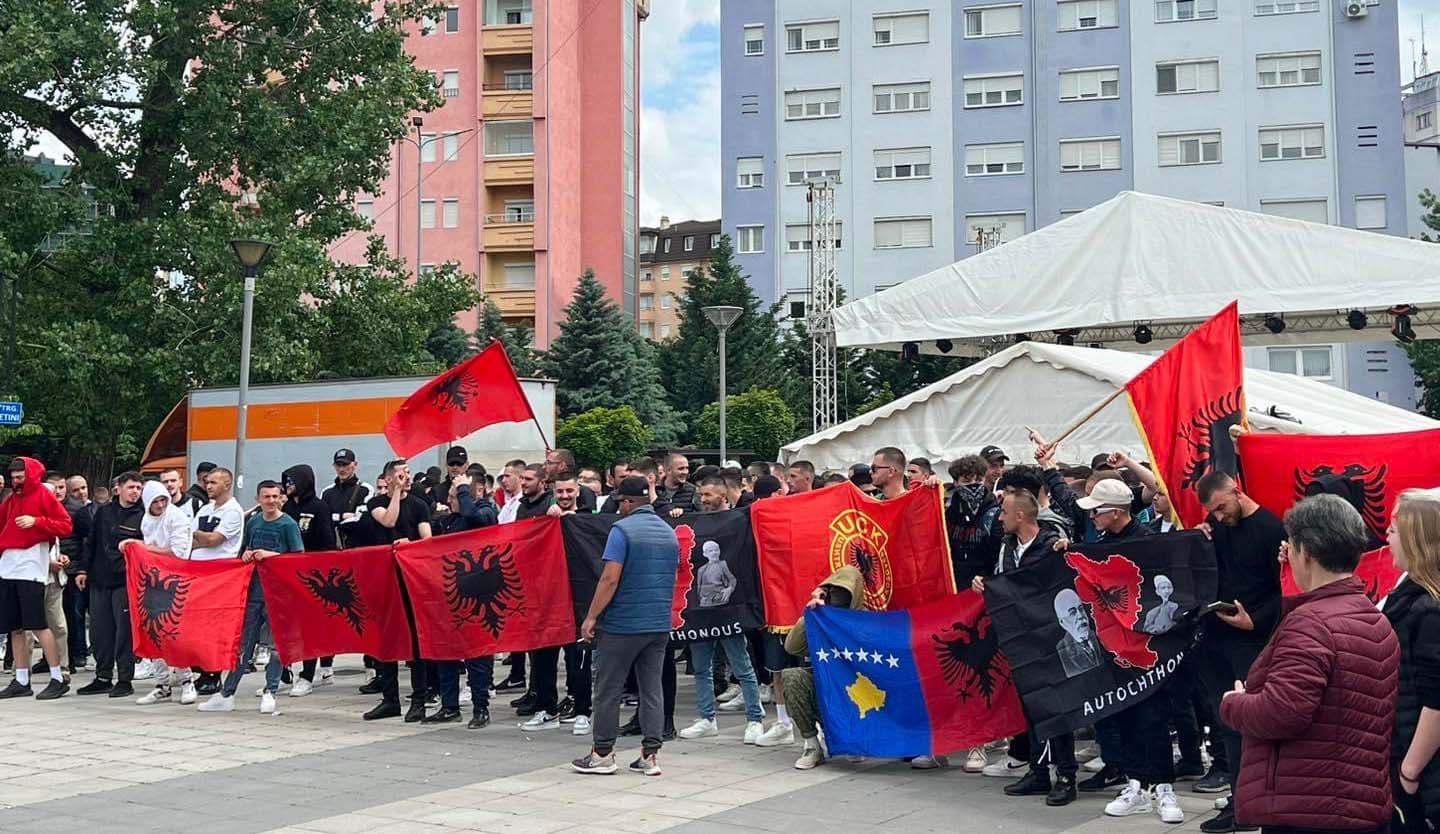 ​Protestuesit mbi lumin Ibër: Jemi në mbështetje të Policisë së Kosovës dhe KFOR-it