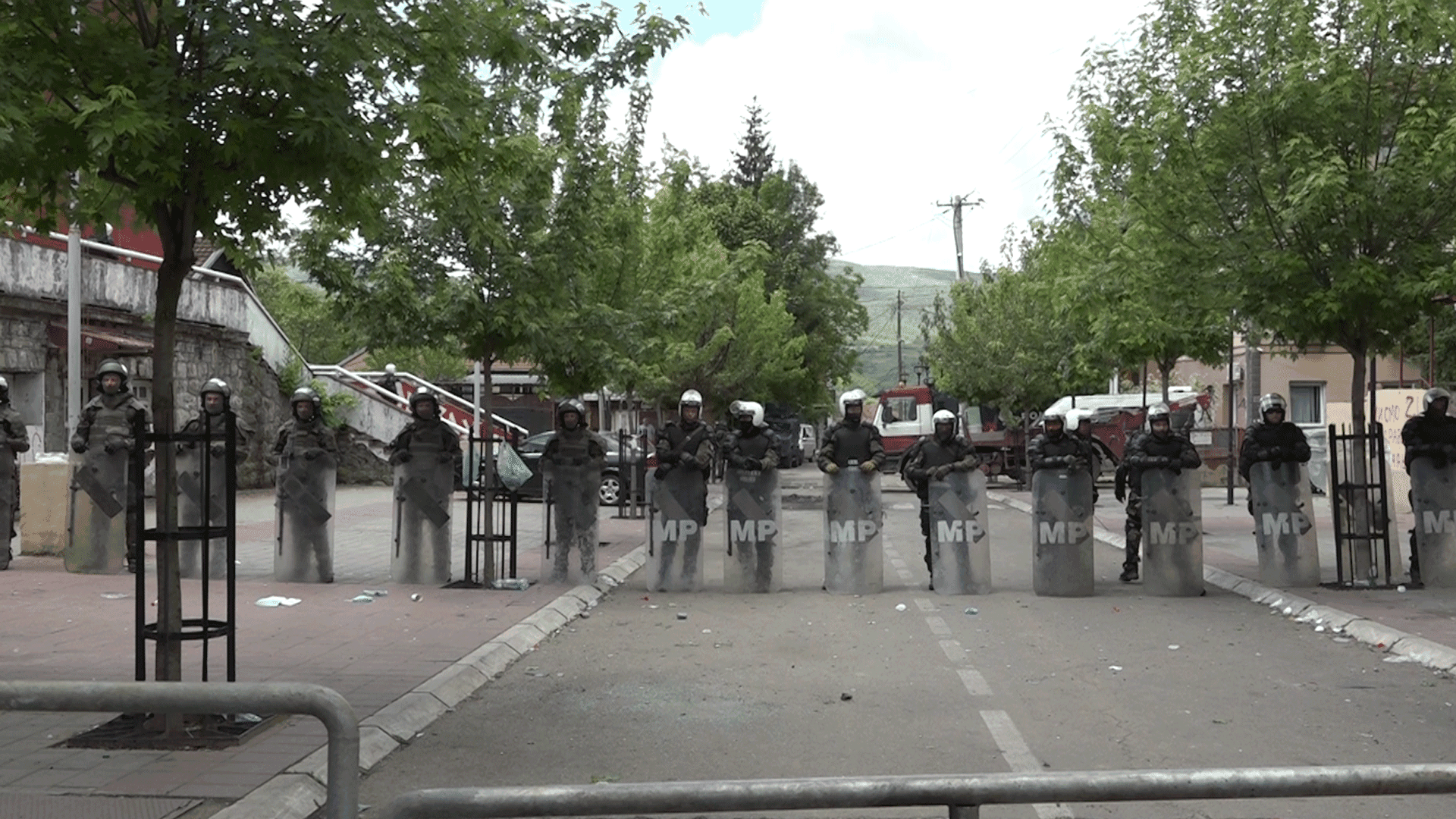 Situatë e qetë në veri, numri i protestuesve simbolik