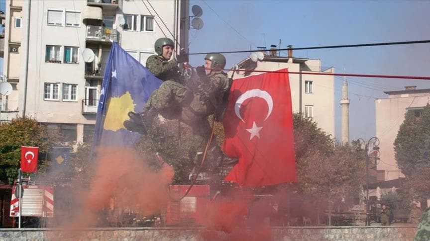 NATO-ja mirëpret vendosjen e ushtarëve turq në Kosovë