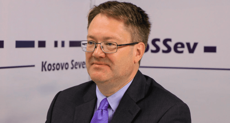 Ambasadori britanik shpreh ngushëllime për viktimat në Pejë