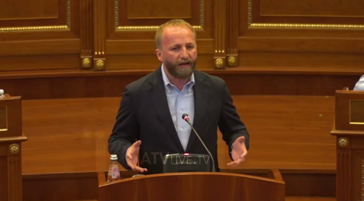 Tahiri: Projektligji për zgjedhjet i mundëson mërgatës të votojnë në tri mënyra