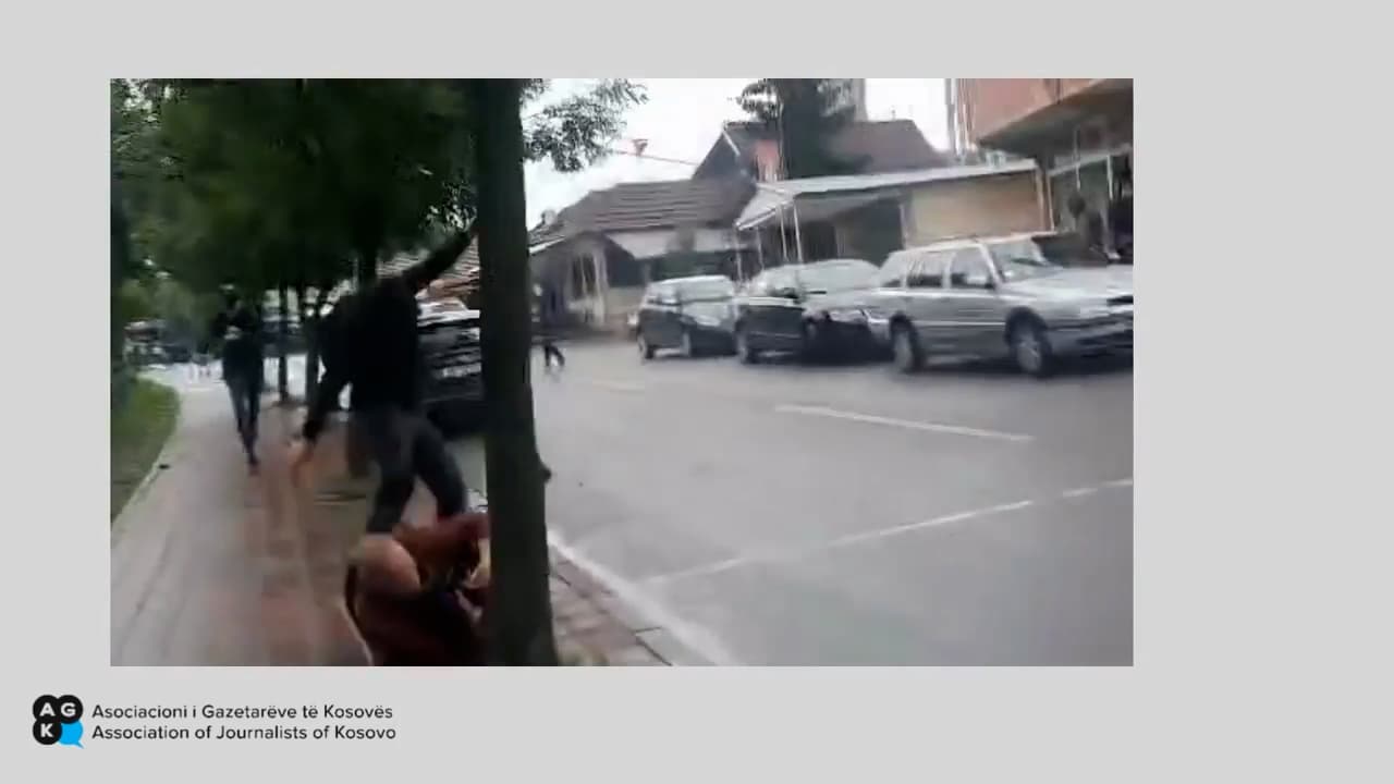 Reagon AGK për sulmin ndaj mediave në Leosaviq: Kameramani i RTK-së pëson lëndime të rënda në kokë dhe trup