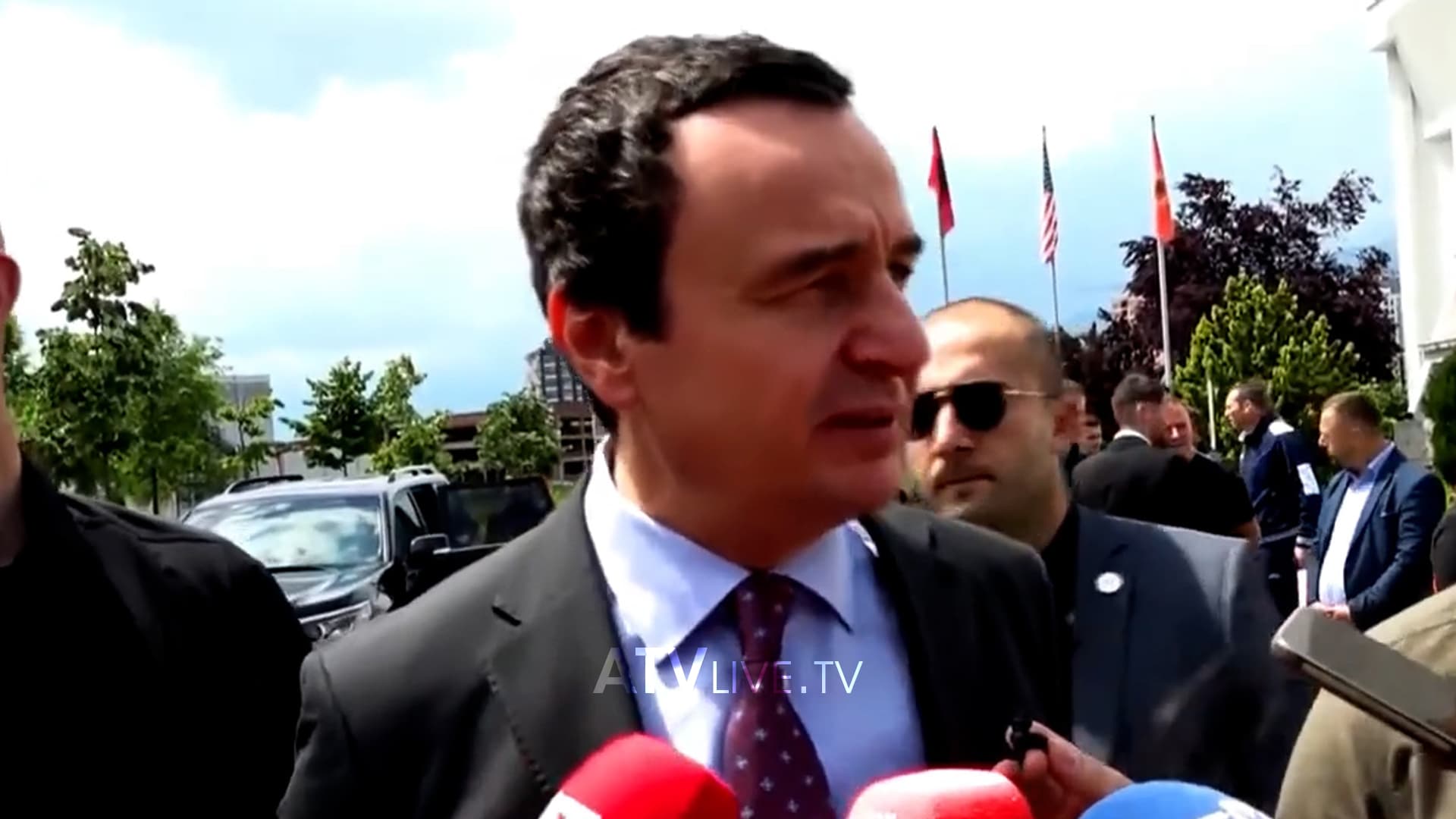 Sërish kritika për ndërkombëtarët për rastin e tre policëve
