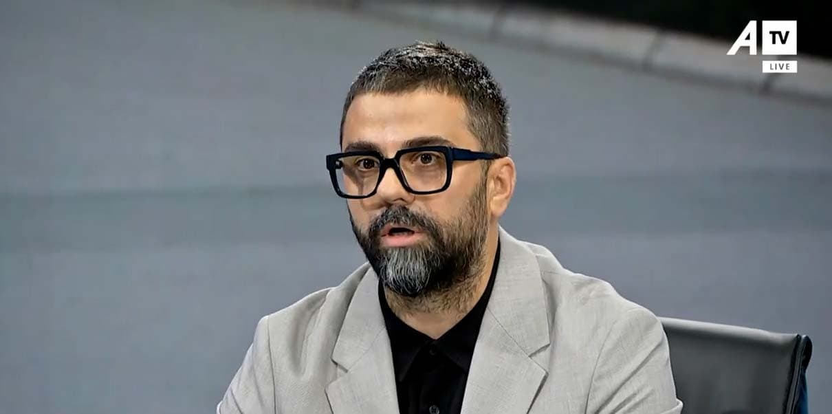 Behrami: U dëshmua se anti-amerikanizmi i Kurtit nuk ishte një lojë për pushtet, por ideologjik