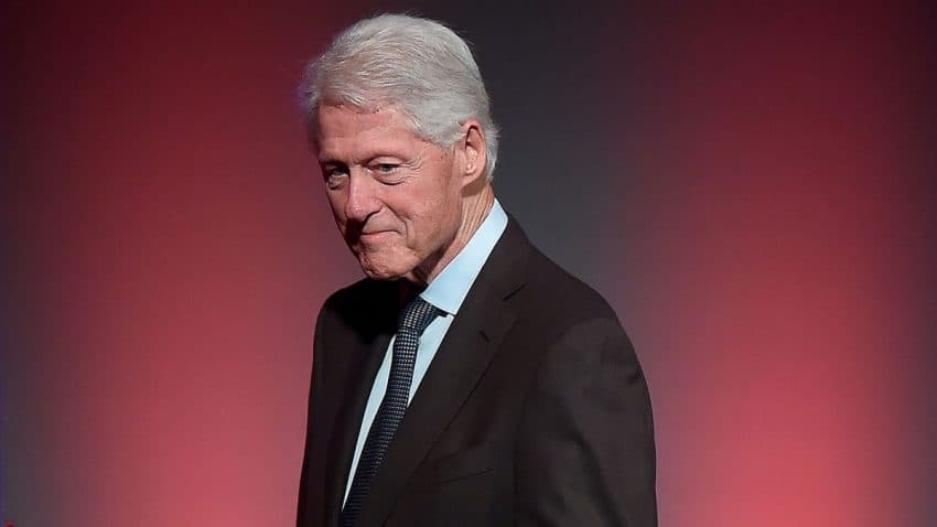 Bill Clinton viziton Shqipërinë më 4 korrik