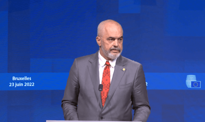 Rama: Kurti e Vuçiq në konferencë ku s’lejohet të dalin pa marrëveshje