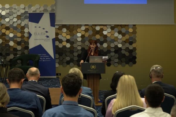 EULEX: Gjykata të komunikojë me fjalë të thjeshta vendimet