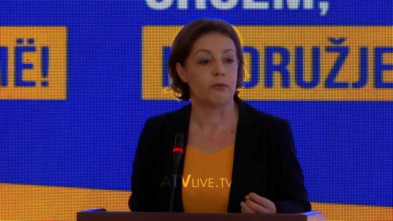 “Festo me zemër, jo me armë”