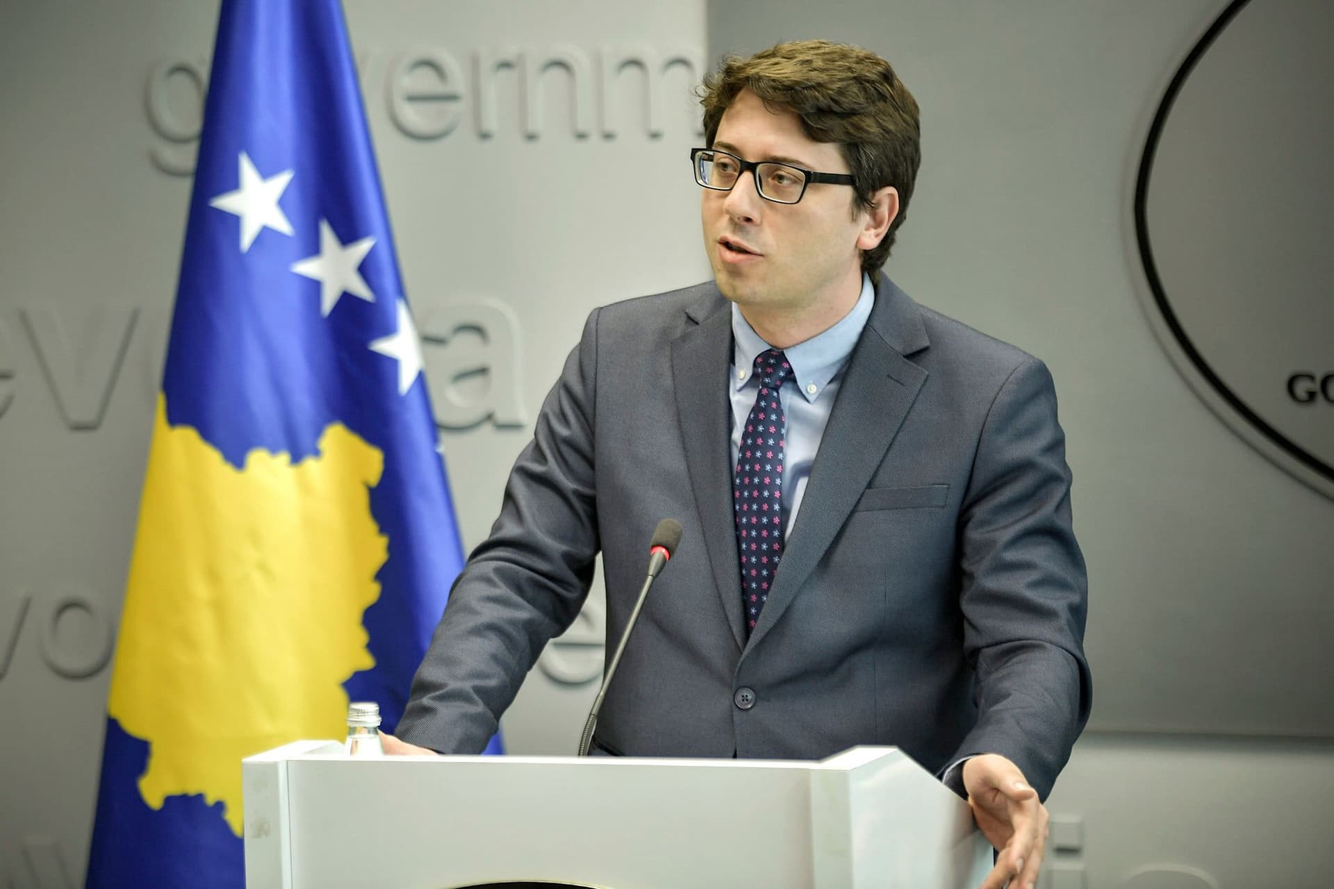Qeveria miraton projektligjin që mundëson zhbllokimin e të hyrave vetjake të komunave