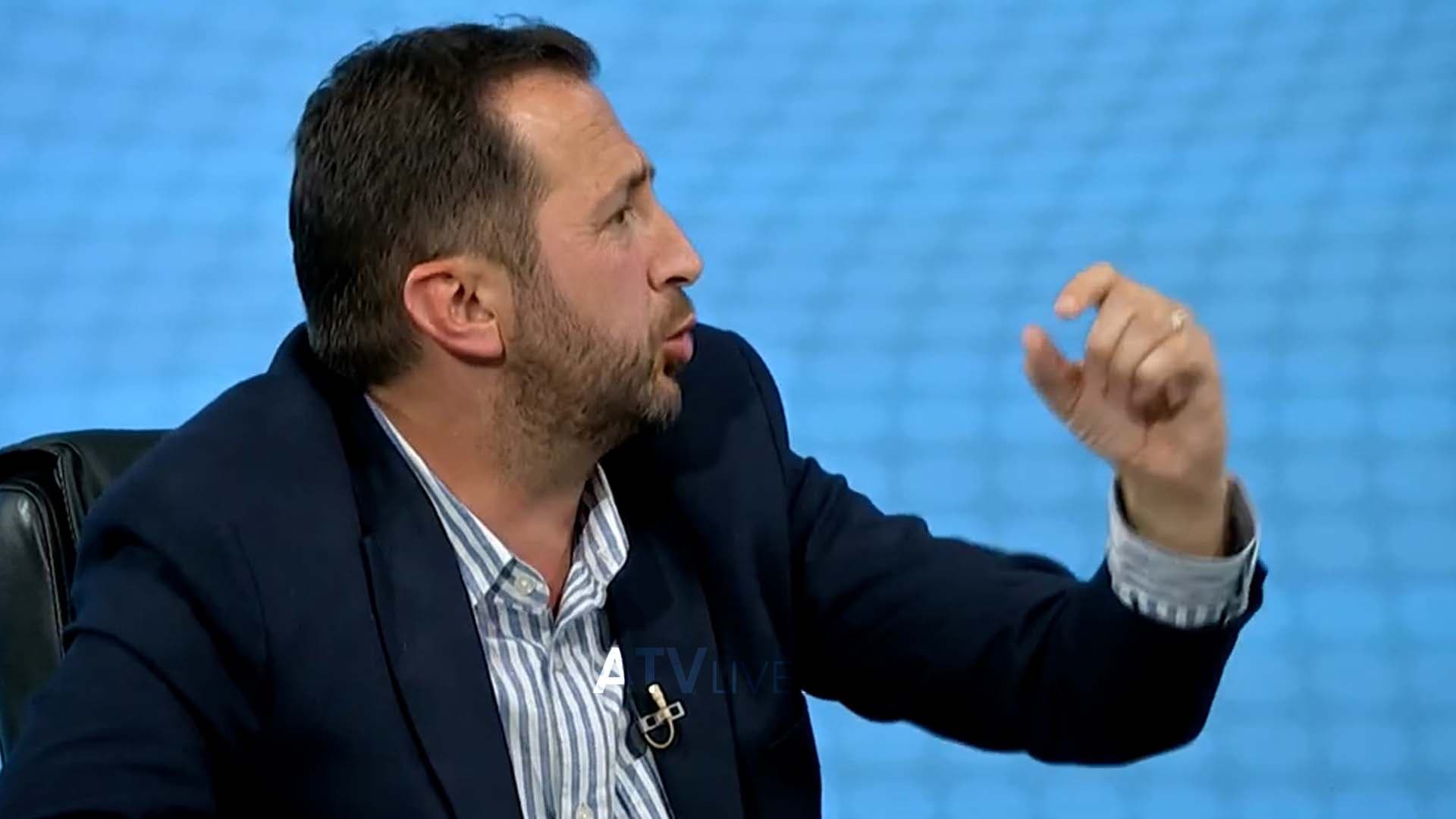 Pse nxënësit në Shqipëri nuk mësojnë për Adem Jasharin Ibrahim Rugovën?- Flet historiani