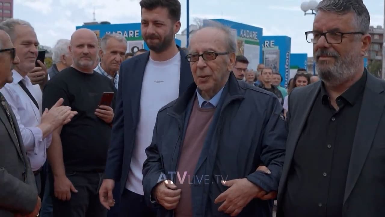 Në prani të shkrimtarit Ismail Kadare, hapet edicioni i 23-të i Panairit të Librit
