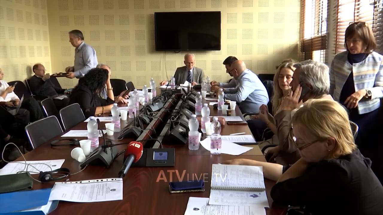 Pas diskutimin në komisionin për buxhet, projektligji për pagën minimale kaloi për shqyrtim