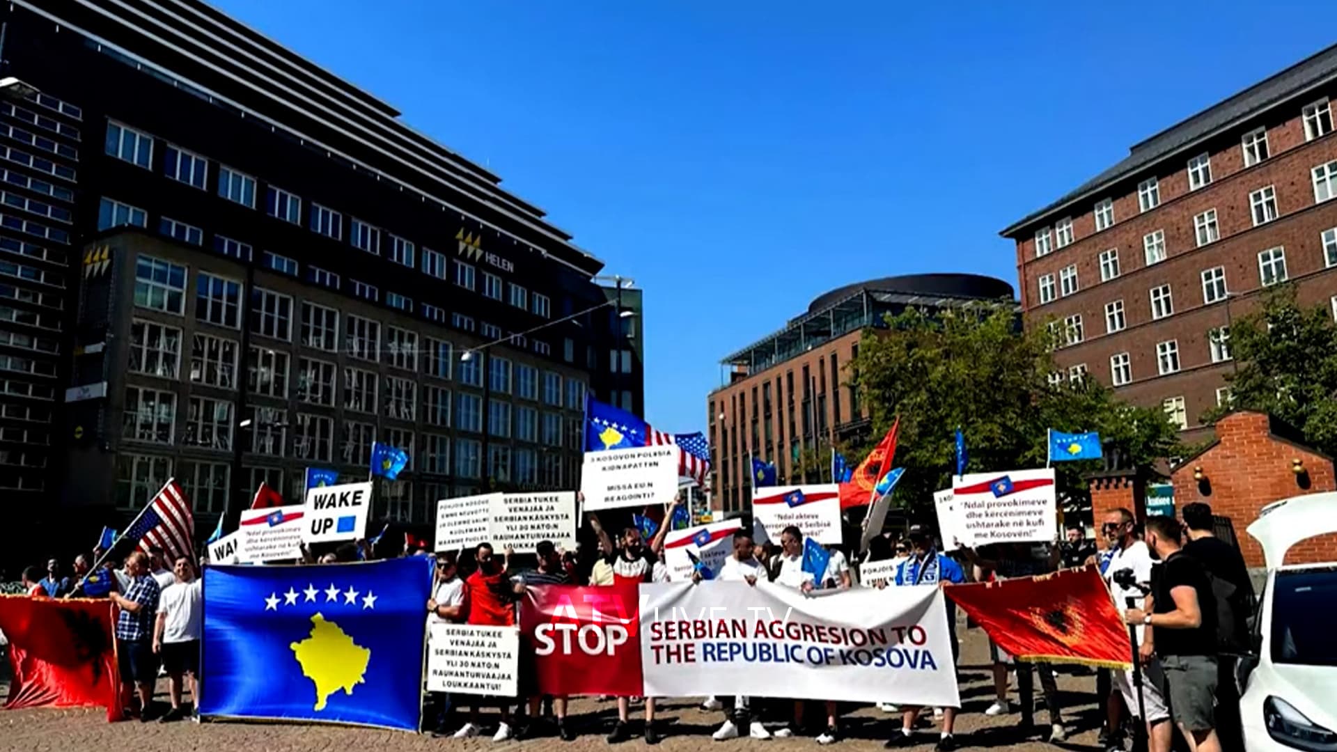 Shqiptarët e Finlandës protestojnë para Komisionit Evropian në Helsinki