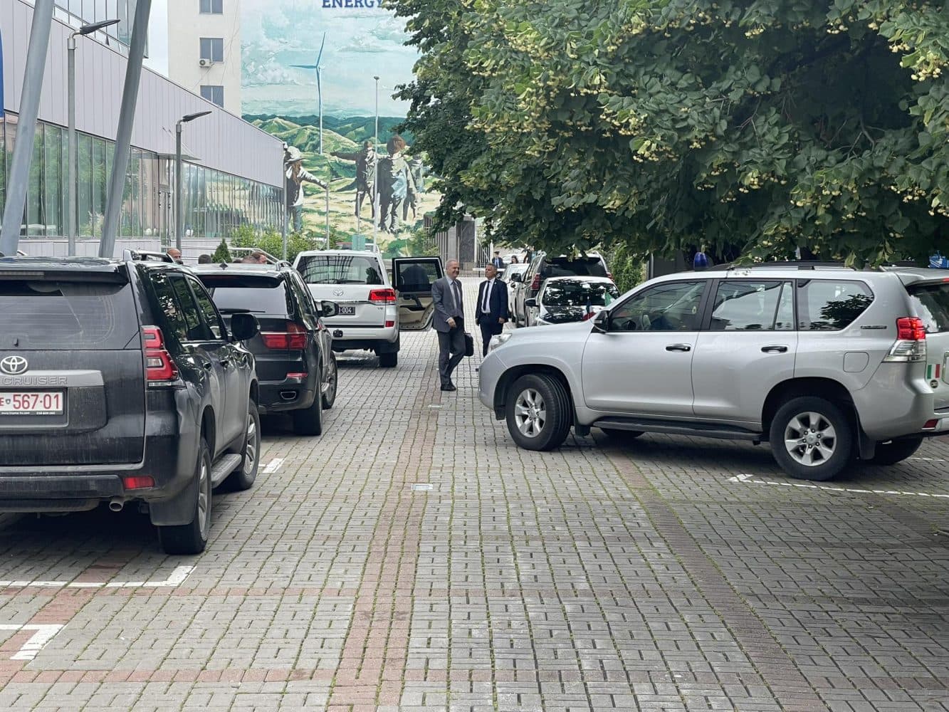 Përfundon takimi QUINT-it me Kurtin, ambasadorët s’deklarohen për medie