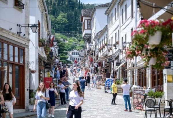 ​Shqipëria në vendin e parë në Evropë për rikuperim të rritjes së fluksit turistik më 2023