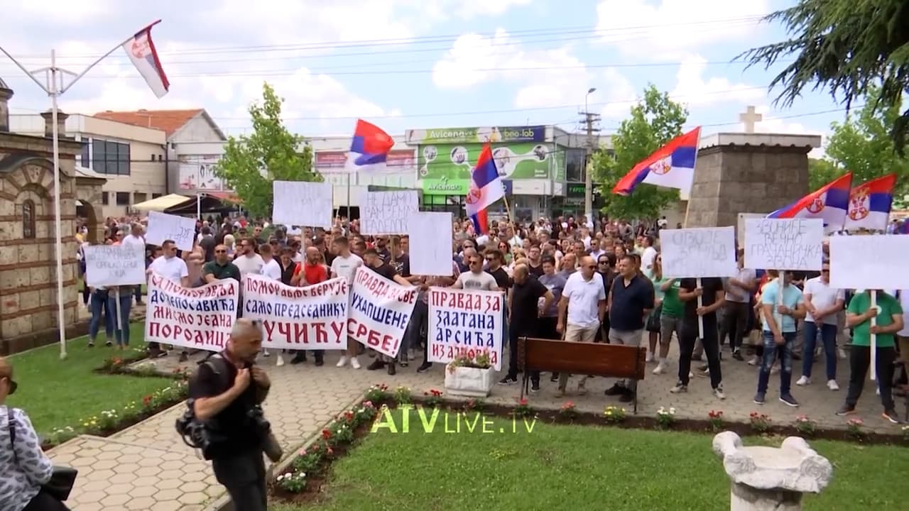 Serbët mblidhen në Mitrovicë të Veriut dhe në Graçanicë, Shpalosin “deklaratën e vidovdanit”