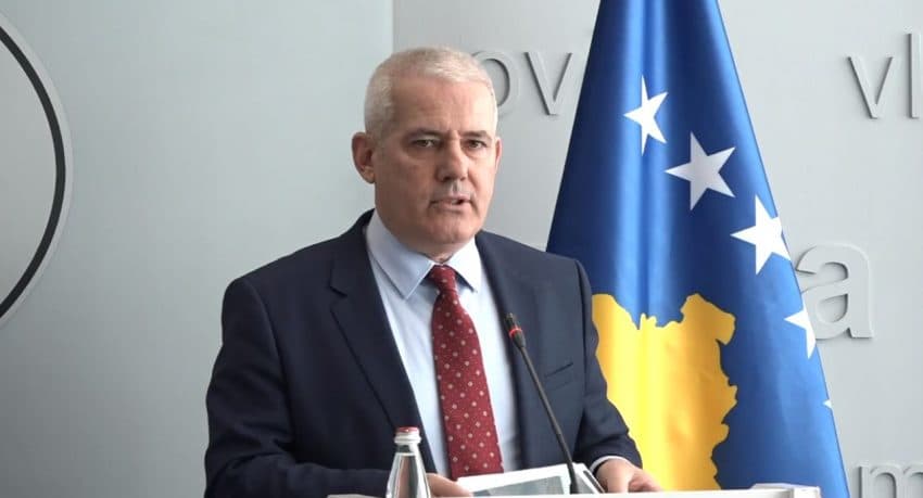 Sveçla u kërkon ndihmë urgjente ndërkombëtarëve që Serbia t’i lirojë 3 policët