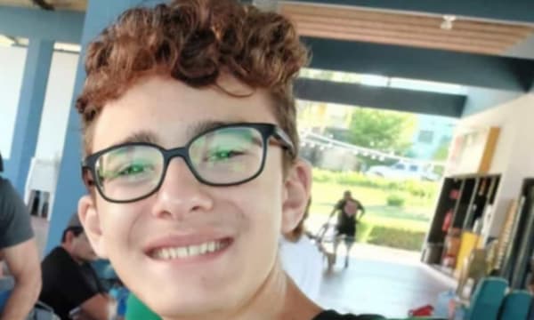 14-vjeçari vdes pasi u pickua nga një mushkonjë