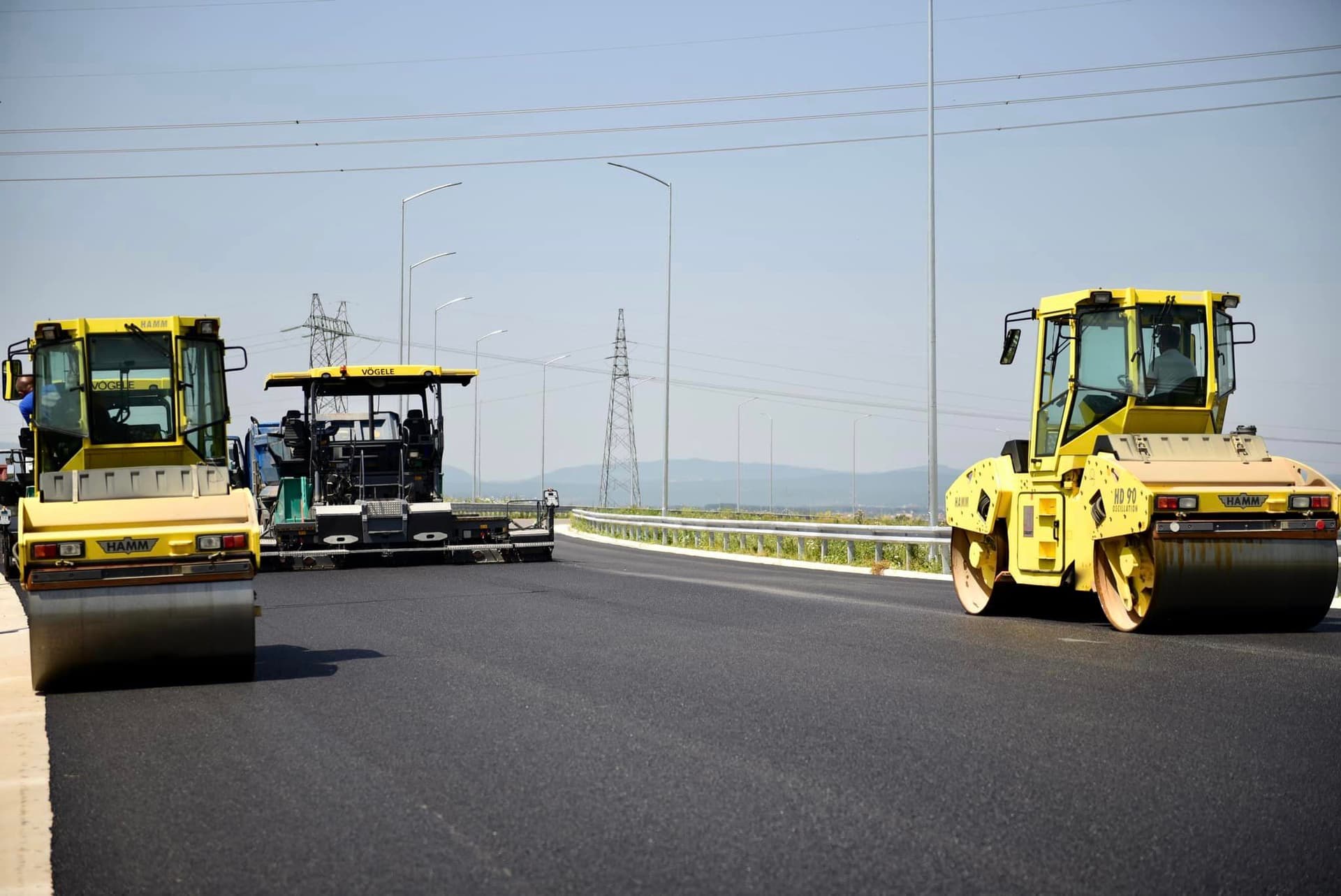 Aliu: Mbi 70% e autostradës së Gjilanit është ndërtuar