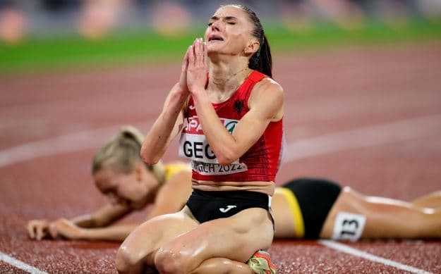 Fitoi medalje të artë në mes të Serbisë, Luiza Gega tregon vuajtjet si përfaqësuese e Shqipërisë