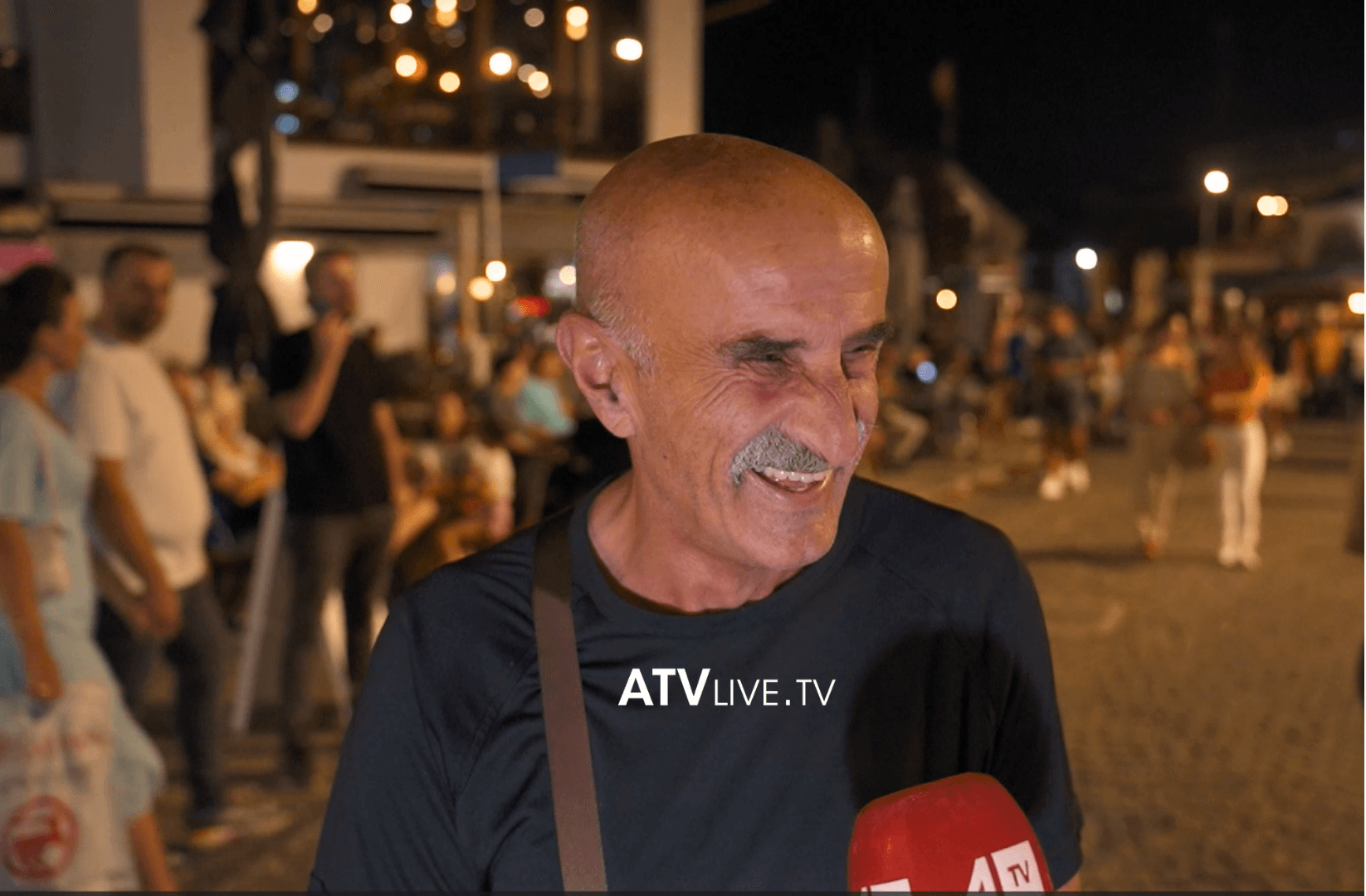 “Sa plakemi aq ma dreq po bohemi”, thotë një qytetar i Prizrenit derisa i përgjigjet pyetjes për kuptimin e fjalës ”xhixhivalle”