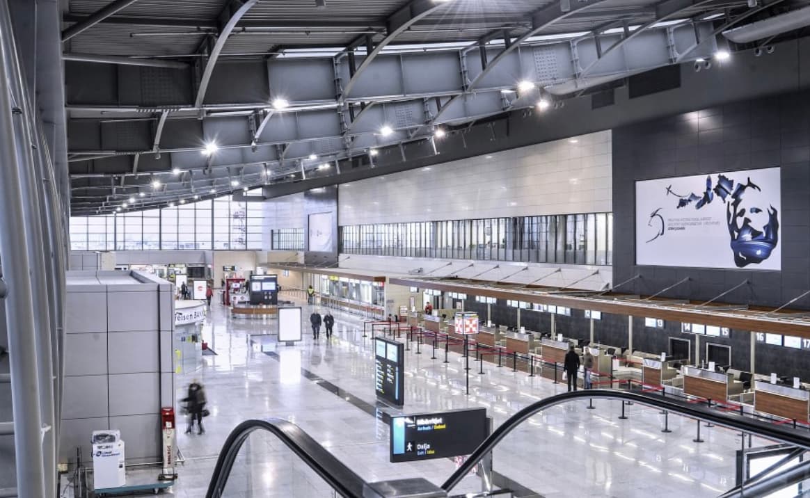 Një shtetase e huaj gjobitet në aeroport
