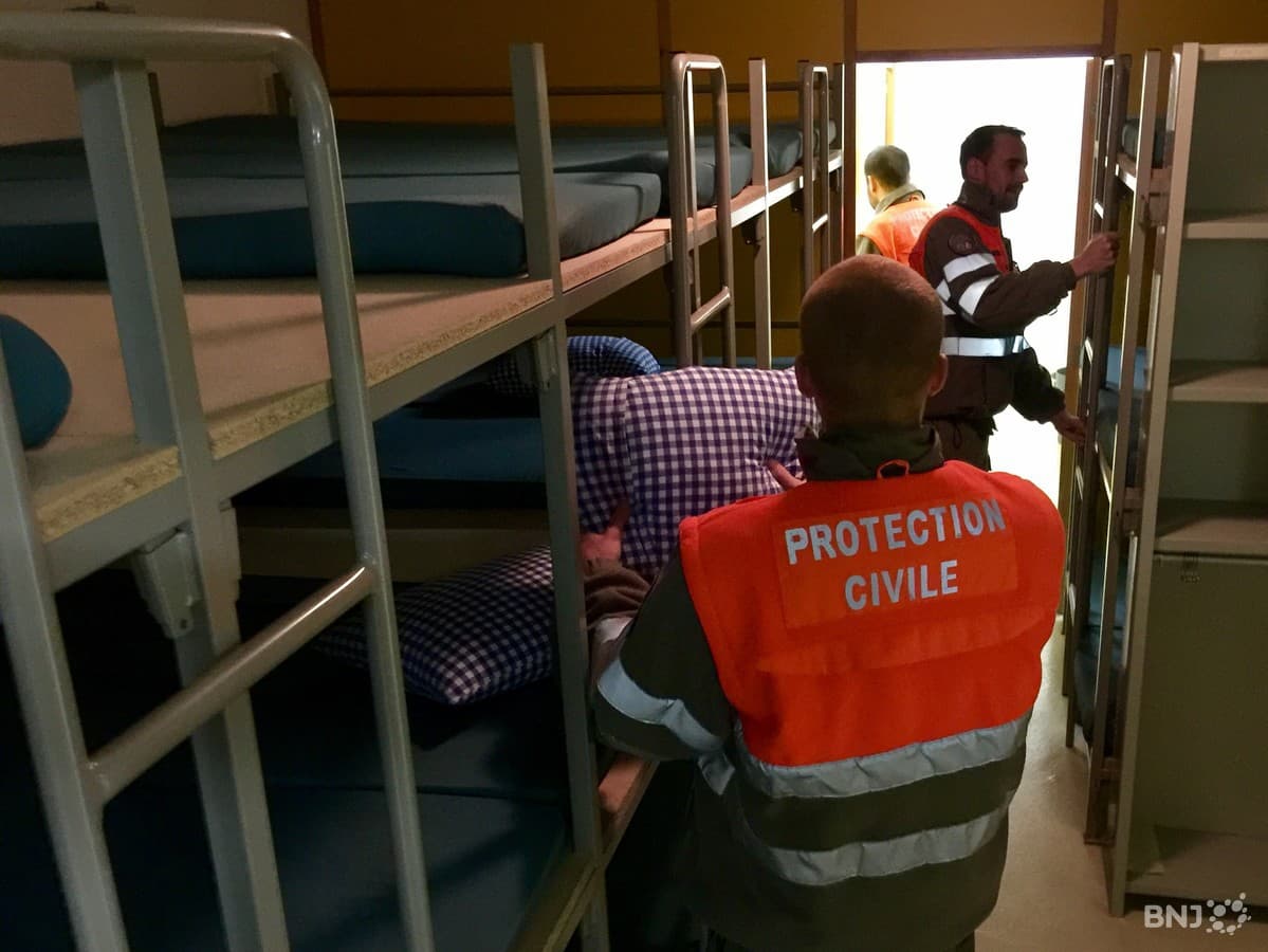 Zvicra n’hall me refugjatët. Kantonet po shqyrtojnë përdorimin e strehimoreve të mbrojtjes civile për të akomoduar azilkërkuesit