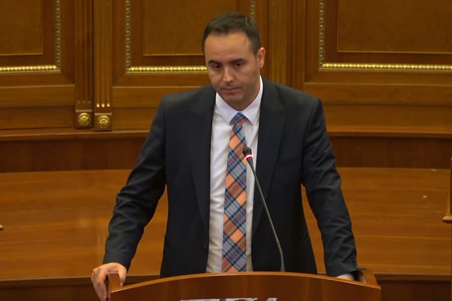​Konjufca pas rrahjes në Kuvend: Ditë e rëndë për Kosovën