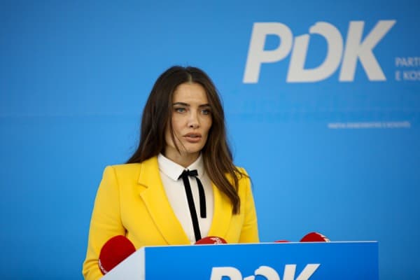​Aktakuzë për personin që kërcënoi deputeten Musliu-Shoshi
