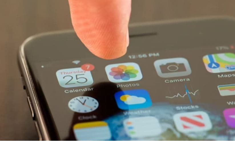 Apple pritet të zhdukë 1 album të tërë nga iPhone juaj
