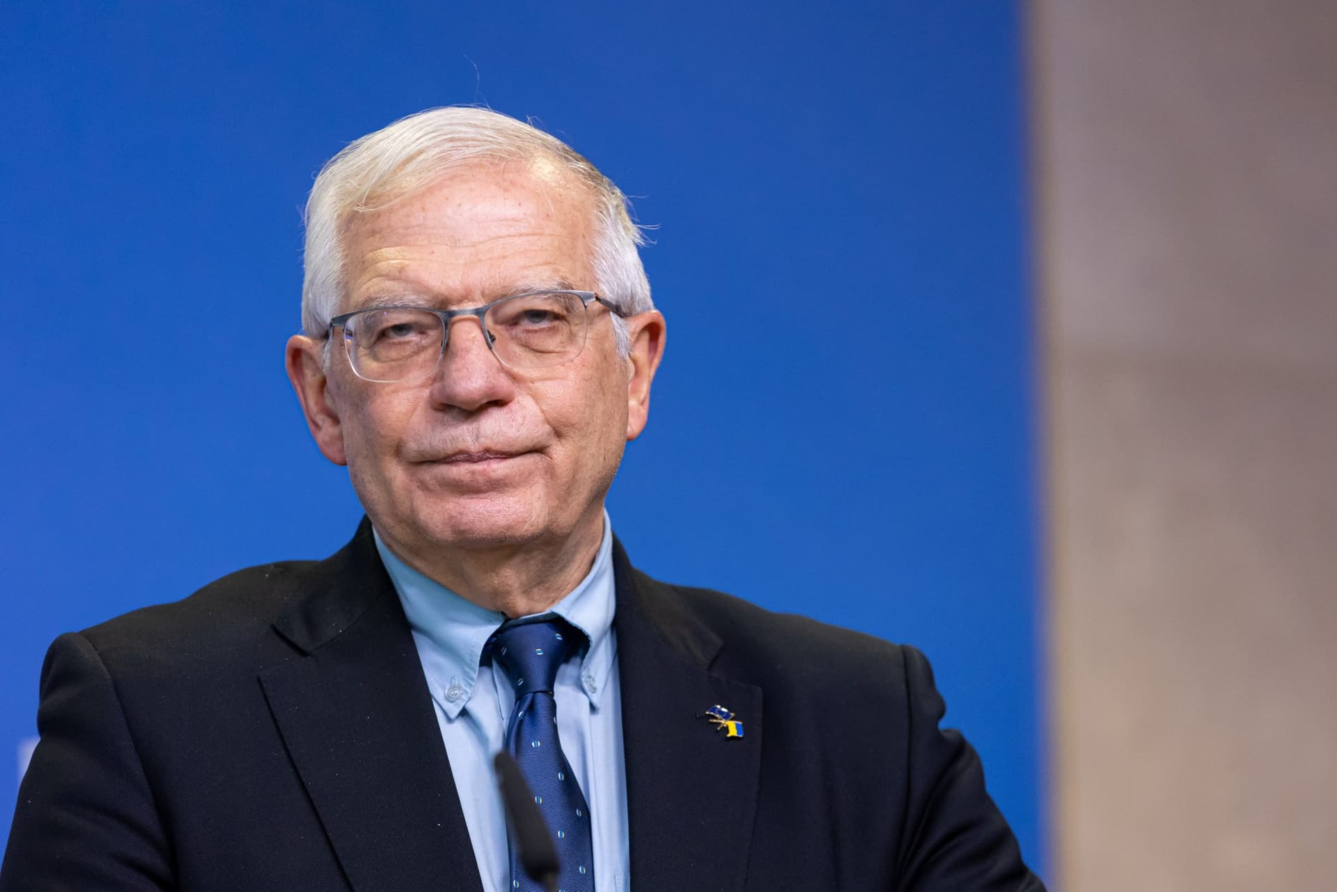 Borrell dënon djegien e Kuranit në Danimarkë