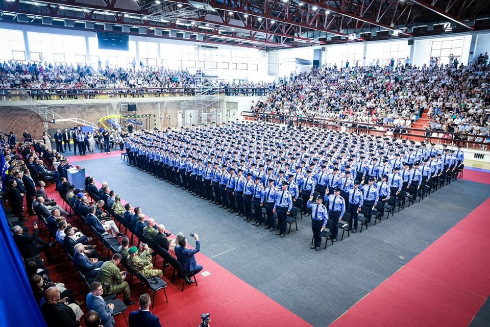 Diplomon gjenerata e 58-të, 418 kadetë i bashkohen Policisë së Kosovës