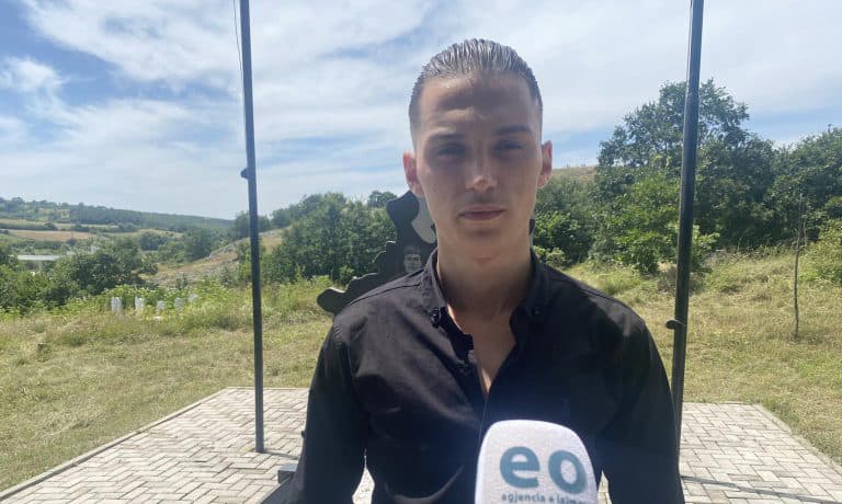 Djali i Enver Zymberit: Shpresoj që një ditë ta vesh uniformën e Policisë