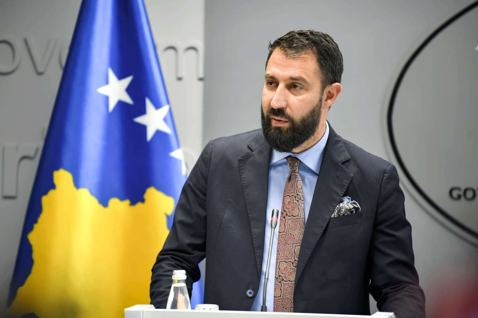 Raportimi se është nën hetime, reagon ministri Elbert Krasniqi