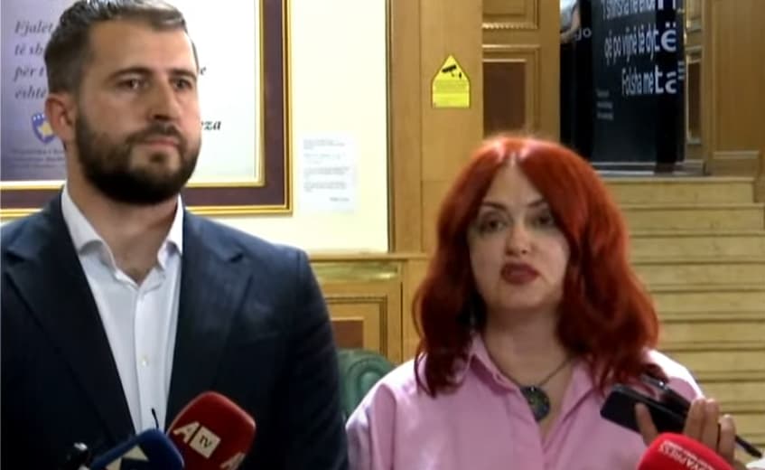 Hoxha: U sulmuam nga Besnik Bislimi, Albulena Haxhiu dhe Hekuran Murati