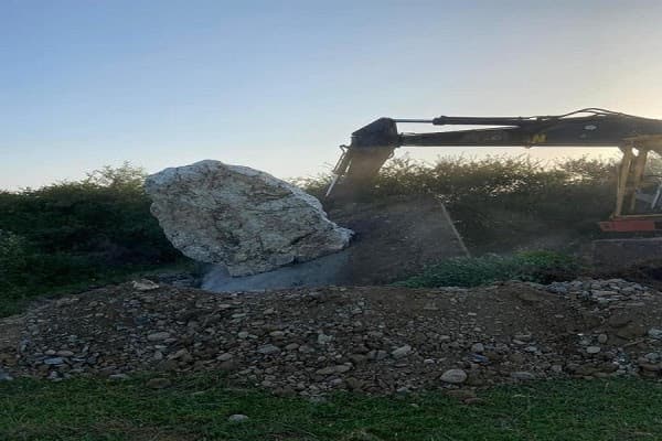 ​Largohet guri përkujtimor i Nanë Pashkes në Gjakovë