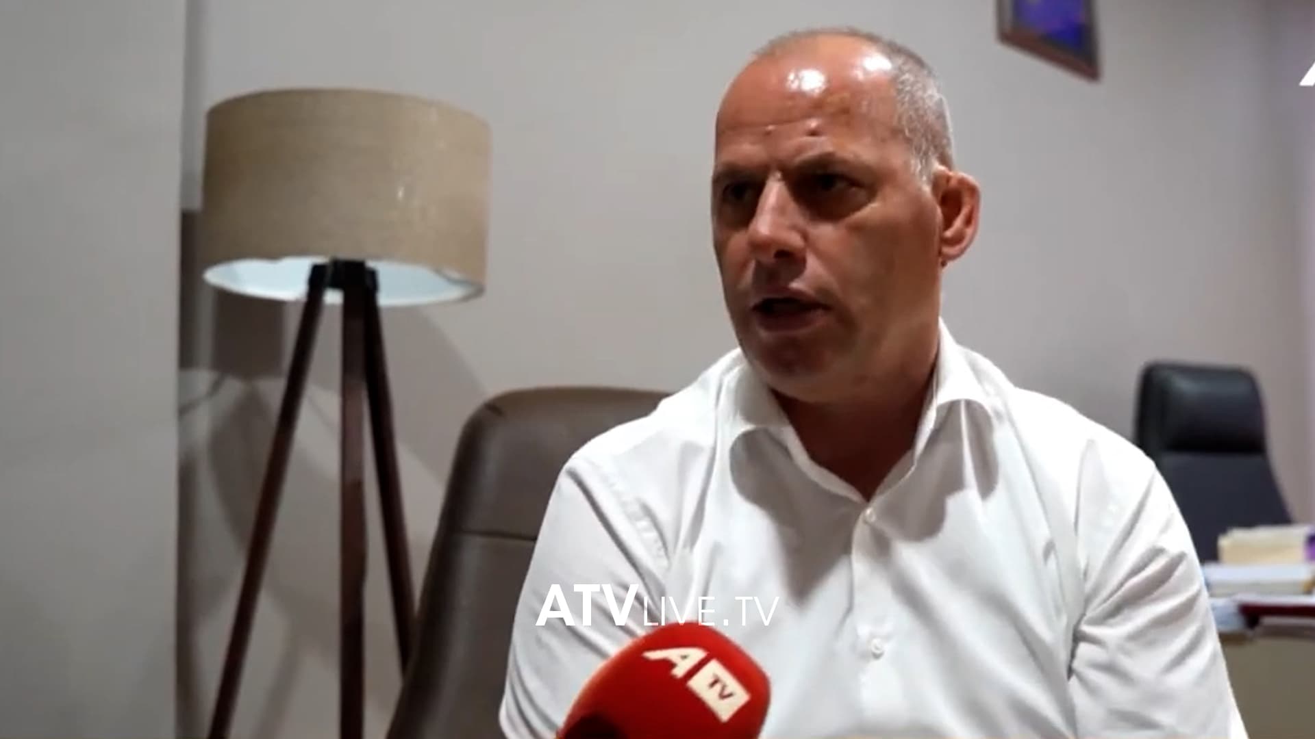 “Na me qytetarë nuk shesim men e as nuk e kena menen e madhe”, Ramiz Lladrovci tregon pse e duan