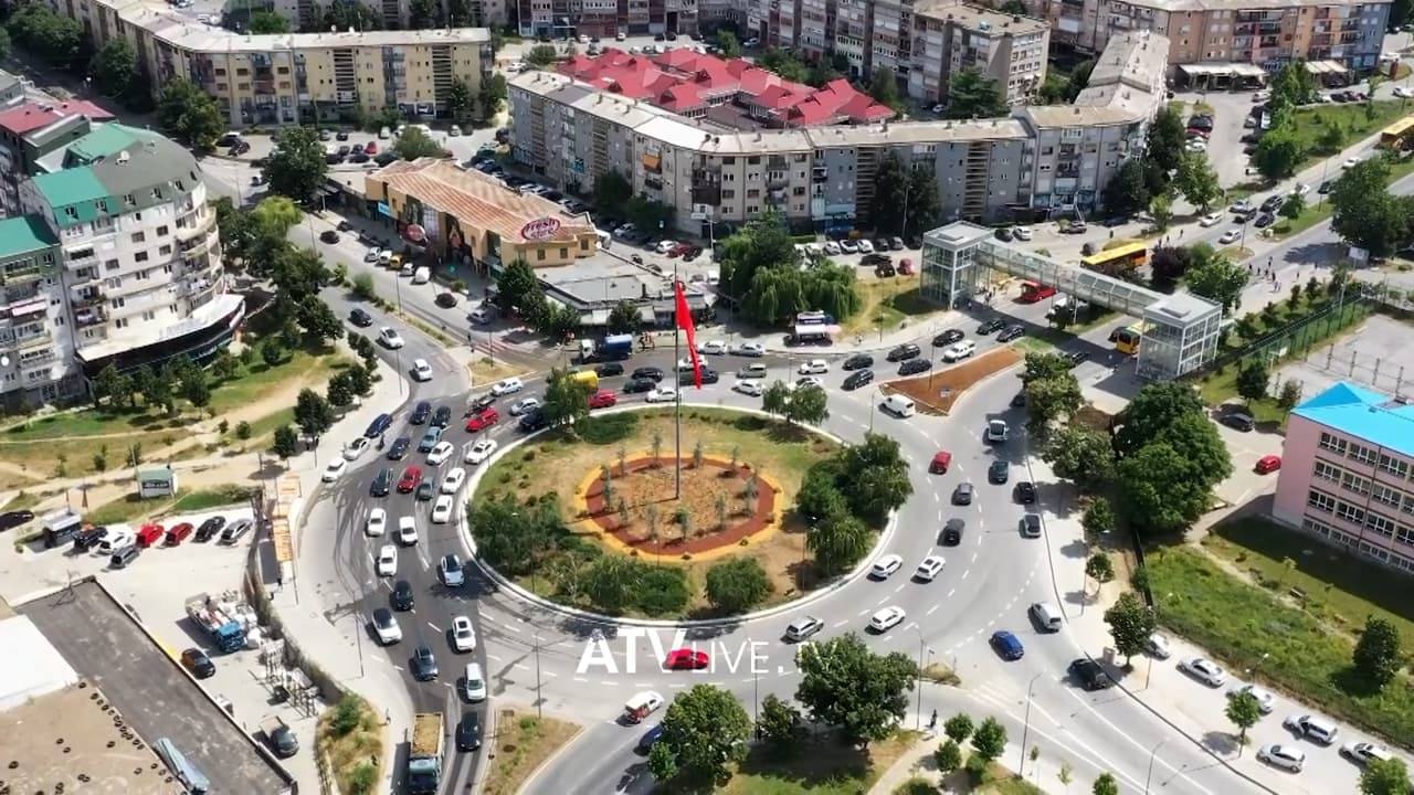 Prishtinës iu shtua edhe një hapësirë e re gjelbëruese në dy rrethrrotullimet