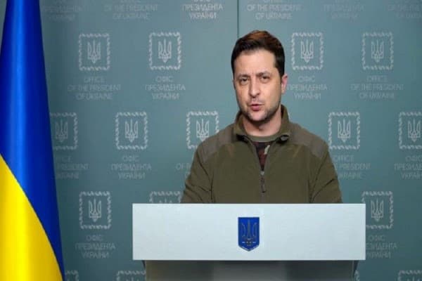 Zelensky akuzon Rusinë për vendosjen e mundshme të eksplozivëve në centralin bërthamor
