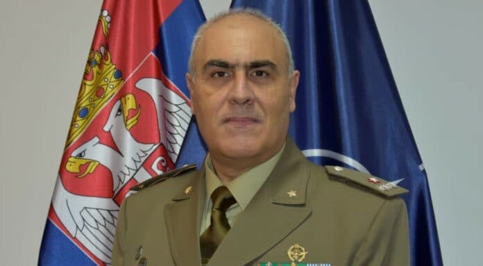Zyrtari i NATO-s në Serbi: Presim shtensionim të plotë të situatës në veri të Kosovës