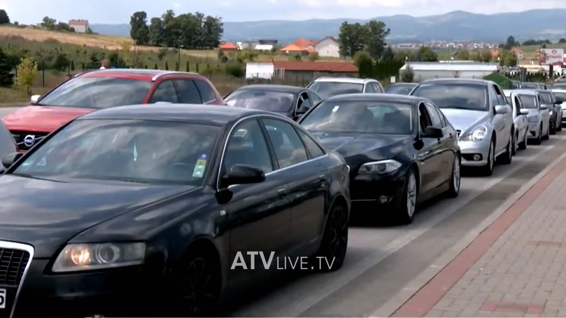 Deri në tri orë pritje për të dalë nga Kosova