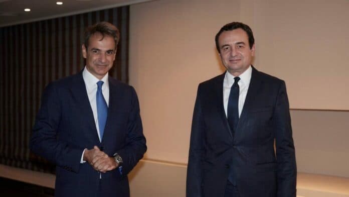 Kurti dhe Vuçiq në Athinë, mediat greke: Mesazhi i qartë që Mitsotakis i dha Ramës