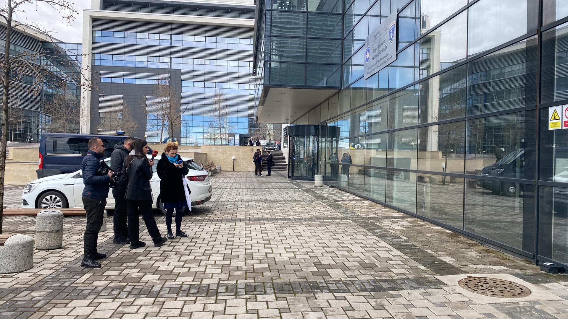 Aktakuzë  kundër tre personave që sulmuan gazetarin Valon Syla