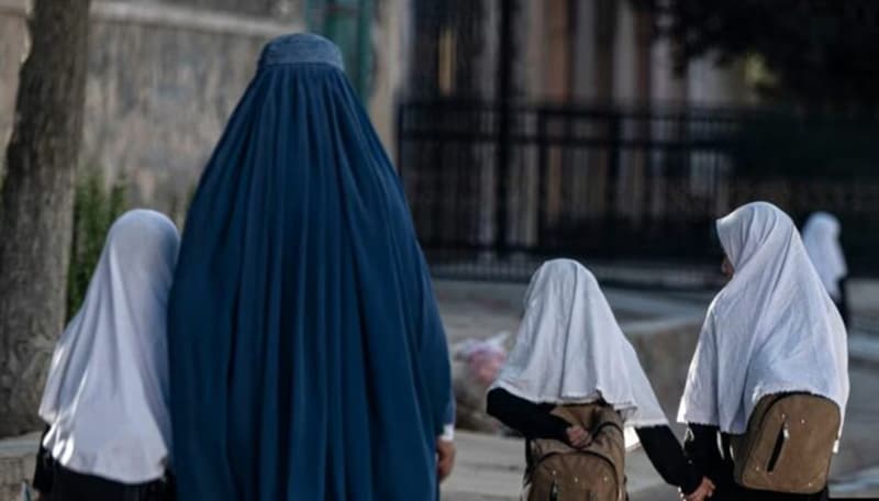 Pse talibanët nuk lejojnë shkollimin e vajzave pasi Islami këtë nuk e ndalon
