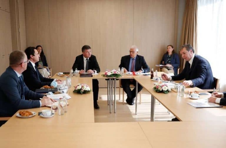 Serbia shkel marrëveshjet, lobon kundër Kosovës